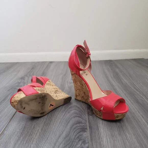 Guess Kalisa Open Toe Platform Wedge Sandals Patent Red Size 7 - Picture 10 of 12